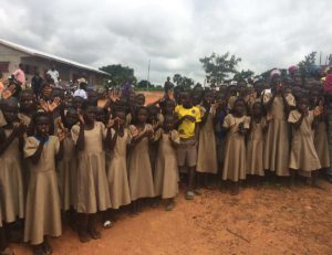 Schulkinder in Uniform in Togo