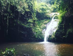 Wunderschön gelegener Wasserfall bei Kpalimé